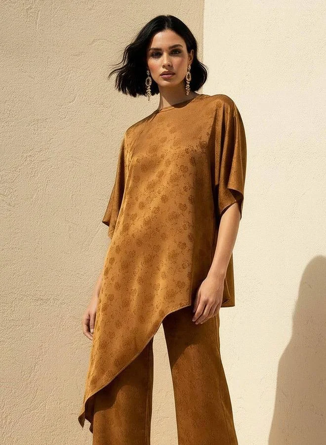 ايكونيك Iconic Jacquard Asymmetric Top with Floral Print